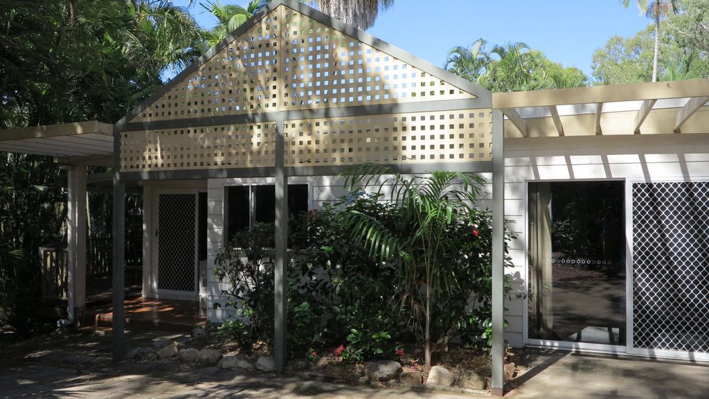 Holiday Island Visit Island