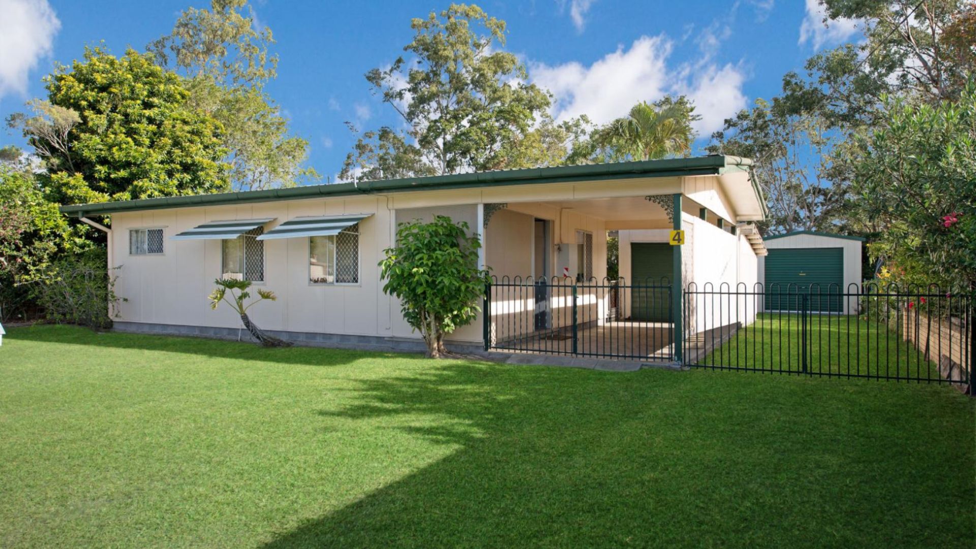 Property Bribie Island Holiday Rentals